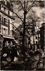 Place du Tertre - Eglise Saint-Pierre -
																					75018 Paris 18e
																			