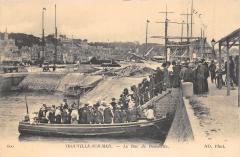 Trouville Sur Mer - Le Bac De Deauville -
																					14360 Trouville-sur-Mer
																			