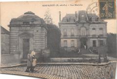 Arpajon - La Mairie -
																					91290 Arpajon
																			