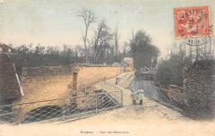 Etampes - Rue Des Remparts -
																					91150 Étampes
																			