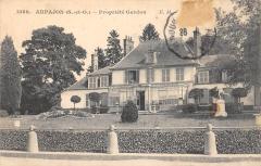 Arpajon - Propriete Gardon -
																					91290 Arpajon
																			