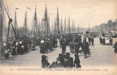 Boulogne Sur Mer - Le Quai Gambetta - Depart Des Pecheurs Pour Islande -
																					62200 Boulogne-sur-Mer
																			