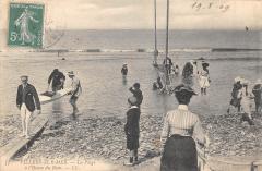 Villers Sur Mer - La Plage A L'Heure Du Bain -
																					14640 Villers-sur-Mer
																			