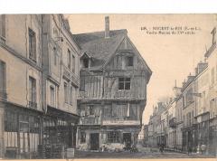Nogent Le Roi - Vieille Maison -
																					28210 Nogent-le-Roi
																			