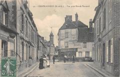 Chateauneuf - Vue Prise Rue De Verneuil