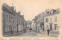 Nogent Le Roi - La Rue De La Volaille Et Le Chateau -
																					28210 Nogent-le-Roi
																			