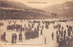 Frontiere Franco Suisse - Patinage Sur Les Bassins Du Doubs En Hiver -
																					25300 Doubs
																			