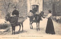 Basquaises Revenant Du Marche A Ane Et A Cheval