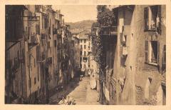 Nice - Une Vieille Rue De La Ville à Nice