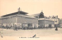 Moulins - Le Marche Couvert à Moulins