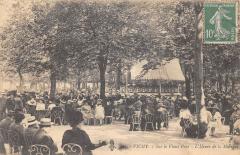 Vichy - Sur Le Vieux Parc - Heure De La Musique à Vichy