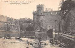 Metz - Porte Des Allemands Et Anciens Remparts -
																					57000 Metz
																			