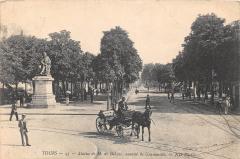 Tours - Statue H.de Balzac Et Avenue De Grammont à Tours