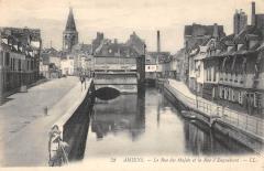 Amiens - La Rue Des Majots Et La Rue D'Engoulvent à Amiens