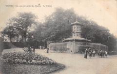 Rennes - Un Coin Du Jardin Des Plantes - La Voliere -
																					35200 Rennes
																			