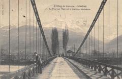 Domene - Le Pont Sur L'Isere Et La Chaine De Belledone -
																					38420 Domène
																			