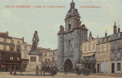 La Rochelle - Statue Amiral Duperre -
																					17000 La Rochelle
																			