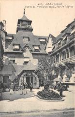 Deauville - Entree Du Normandy Hotel - Rue De L'Eglise -
																					14800 Deauville
																			