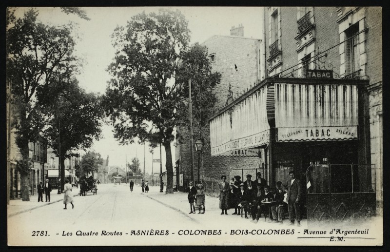 Carte postale ancienne Les Quatre Routes - Asnières - Colombes - Bois-Colombes - L'Avenue d'Argenteuil à Bois-Colombes