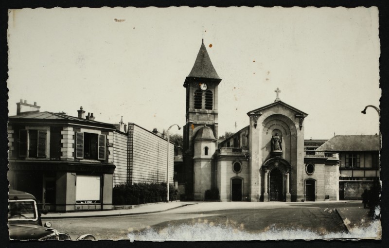 Carte postale ancienne L'Eglise à Asnières-sur-Seine