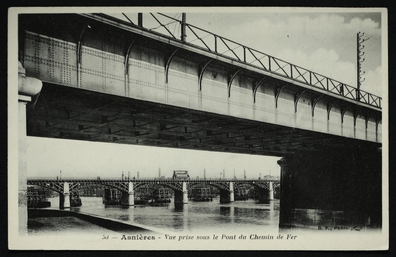Carte postale ancienne Vue prise sous le Pont du chemin de Fer à Asnières-sur-Seine
