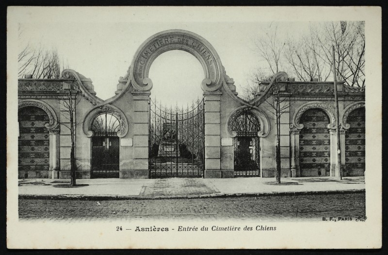 Carte postale ancienne Entrée du Cimetière des Chiens à Asnières-sur-Seine