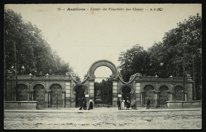 Carte postale ancienne Entrée du Cimetière des Chiens à Asnières-sur-Seine