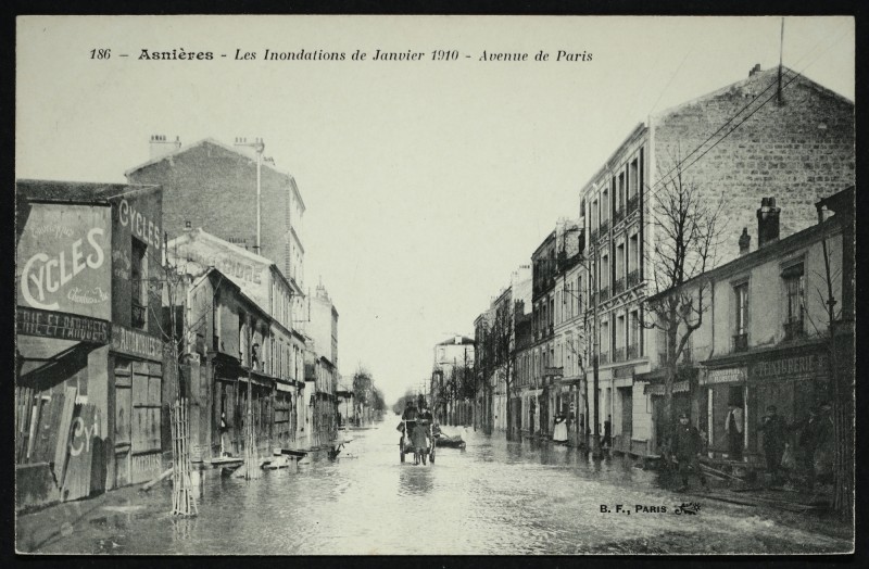 Carte postale ancienne Avenue de Paris à Asnières-sur-Seine