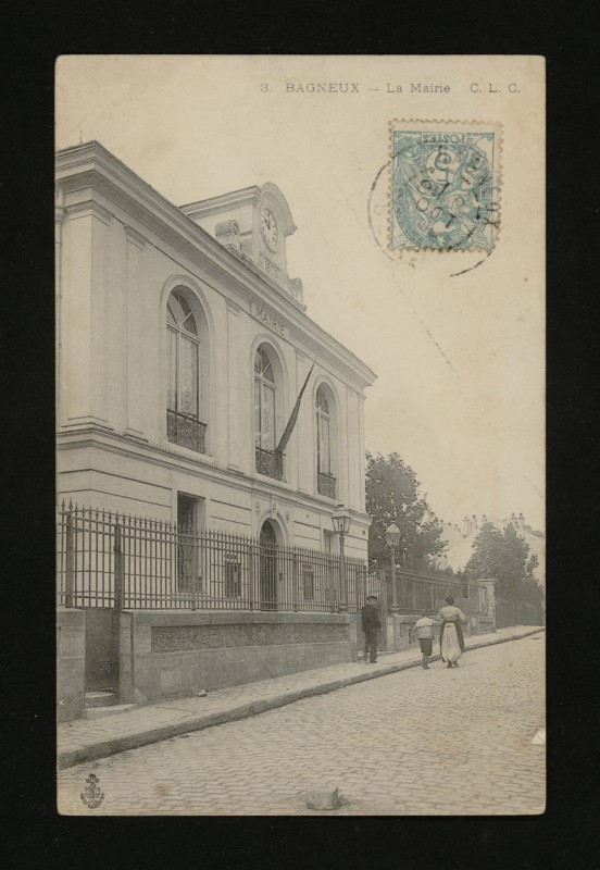 Carte postale ancienne La Mairie à Bagneux