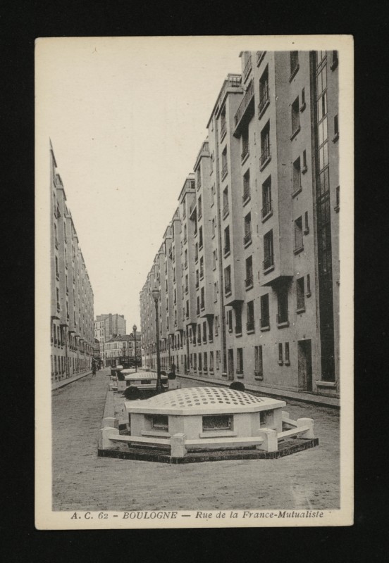 Carte postale ancienne Rue de La France-Mutualiste à Boulogne-Billancourt