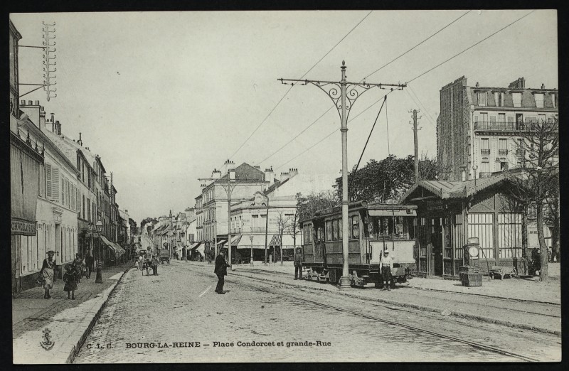Carte postale ancienne Place Condorcet et Grande Rue à Bourg-la-Reine