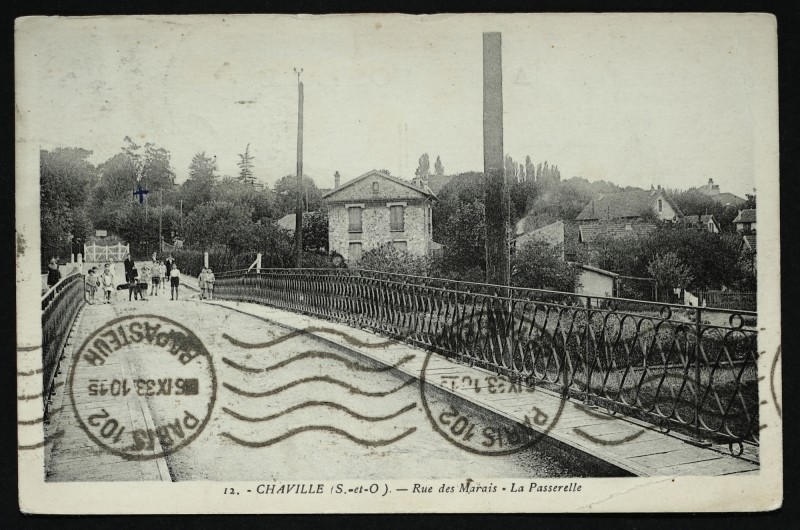 Carte postale ancienne Rue des Marais - La Passerelle à Chaville