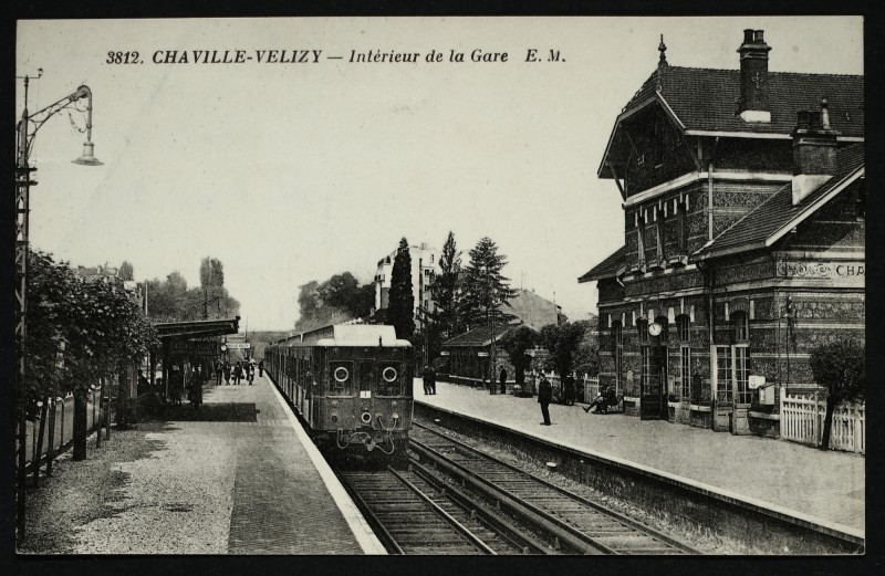 Carte postale ancienne Chaville-Vélizy - Intérieur de la Gare à Viroflay
