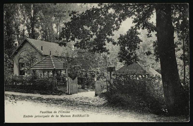 Carte postale ancienne Pavillon de l'Ursine - Entrée principale de la Maison Barraud à Vélizy-Villacoublay