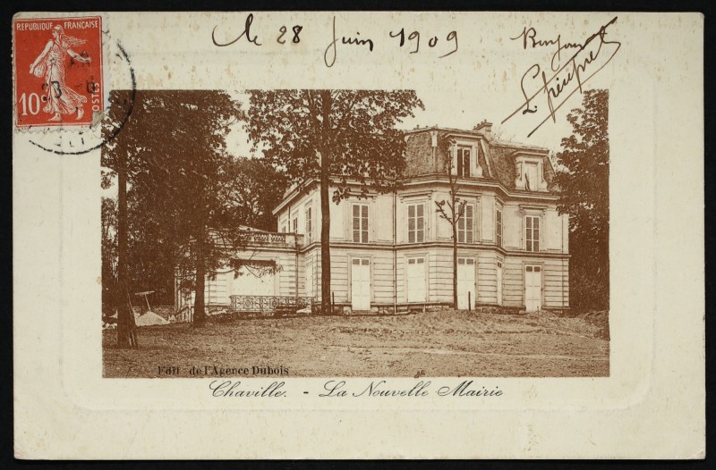 Carte postale ancienne La Nouvelle Mairie à Chaville