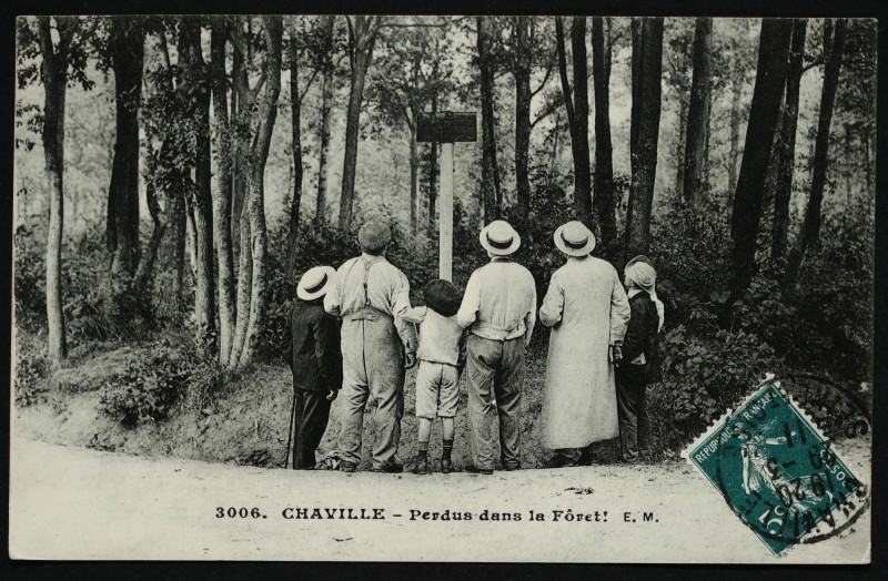 Carte postale ancienne Perdus dans la Forêt ! à Chaville