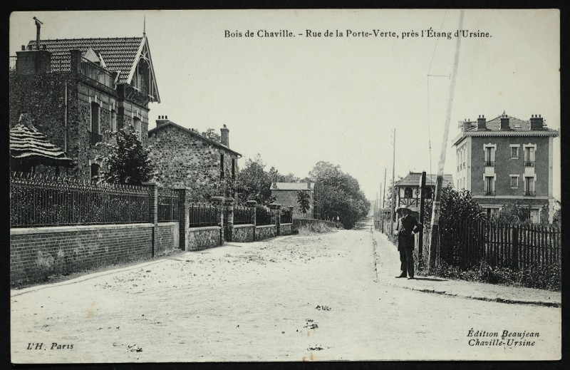 Carte postale ancienne Rue de la Porte-Verte, près l'Etang d'Ursine à Chaville
