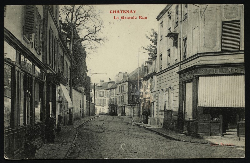 Carte postale ancienne Grande Rue à Châtenay-Malabry