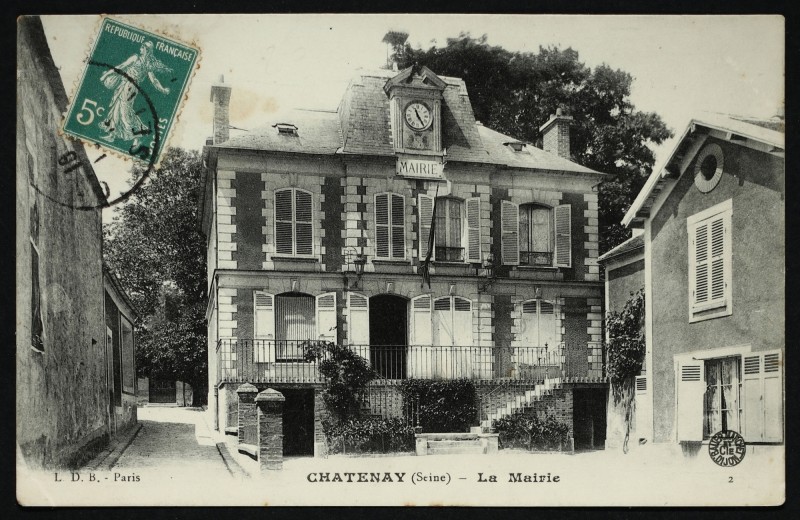 Carte postale ancienne La Mairie à Châtenay-Malabry