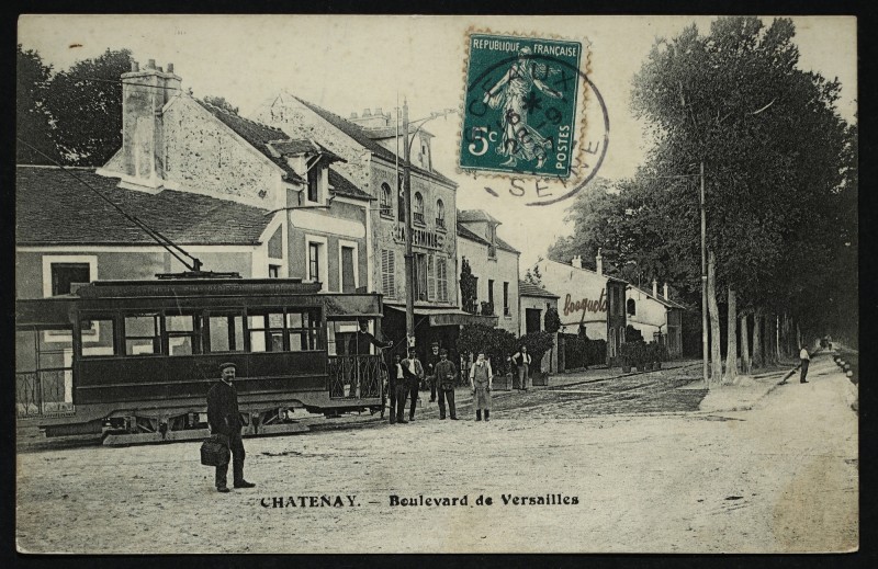 Carte postale ancienne Boulevard de Versailles à Châtenay-Malabry