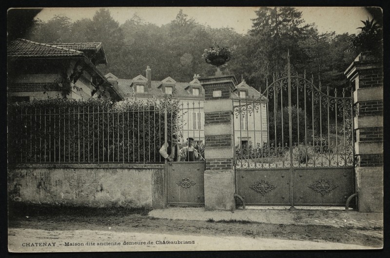 Carte postale ancienne Maison dite ancienne demeure de Châteaubriand à Châtenay-Malabry