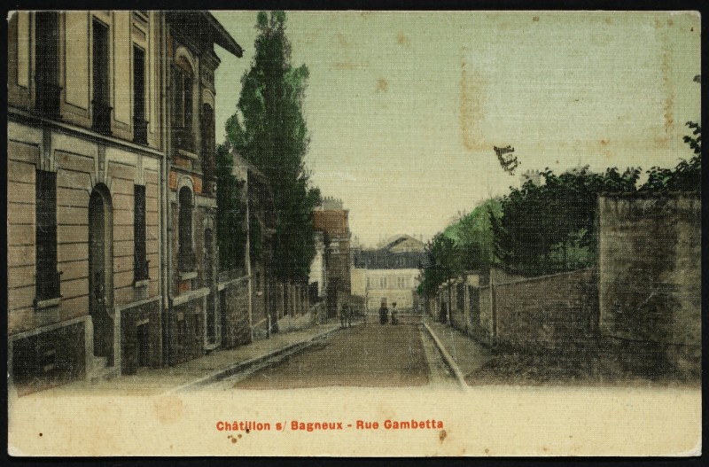 Carte postale ancienne Rue Gambetta à Châtillon