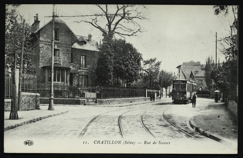 Carte postale ancienne Rue de Sceaux à Châtillon