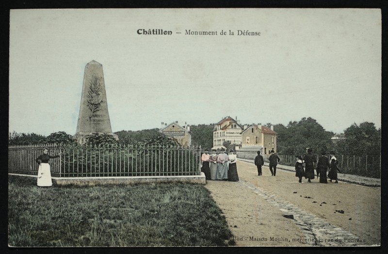 Carte postale ancienne Monument de la Défense à Châtillon