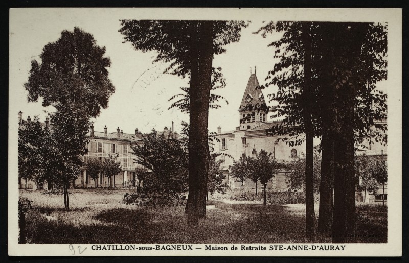 Carte postale ancienne Maison de Retraite Sainte-Anne d'Auray à Châtillon