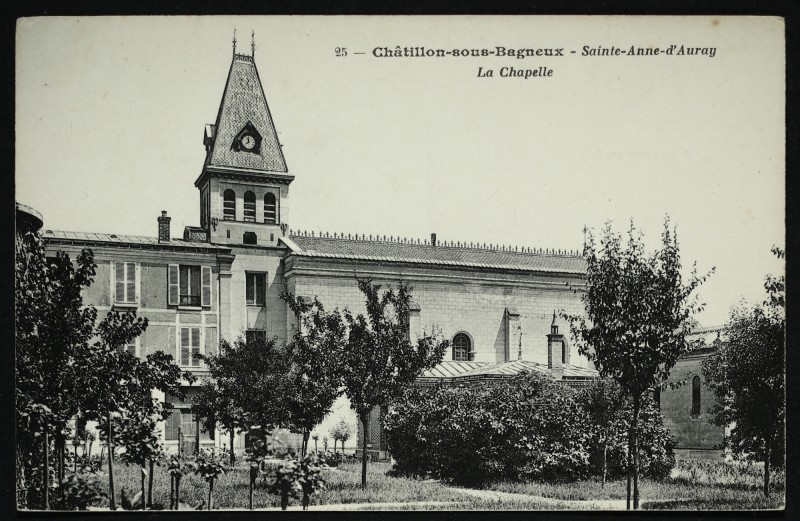 Carte postale ancienne Sainte-Anne d'Auray - La chapelle à Châtillon