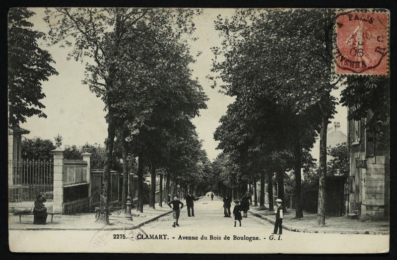 Carte postale ancienne Avenue du Bois de Boulogne à Clamart