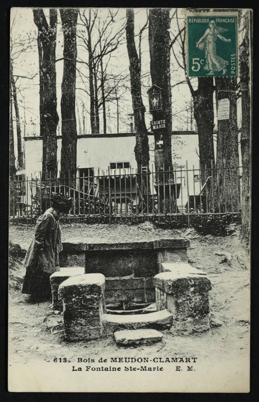 Carte postale ancienne La Fontaine Ste-Marie à Clamart