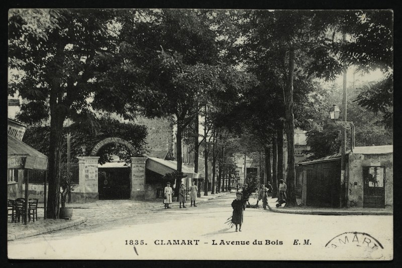 Carte postale ancienne L'Avenue du Bois à Clamart