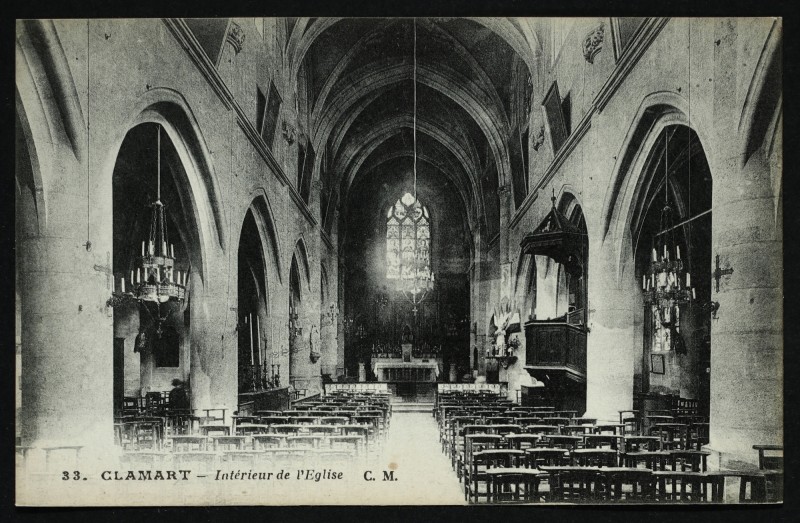Carte postale ancienne Intérieur de L'Eglise à Clamart